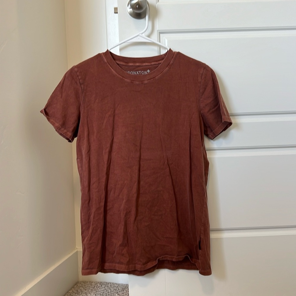 Rust brown Bronxton tshirt